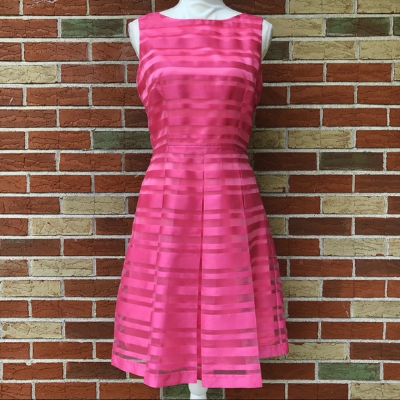 Tahari Dresses & Skirts - 💕 Tahari Arthur S. Levine Aaron Striped Pleated Sleeveless Dress